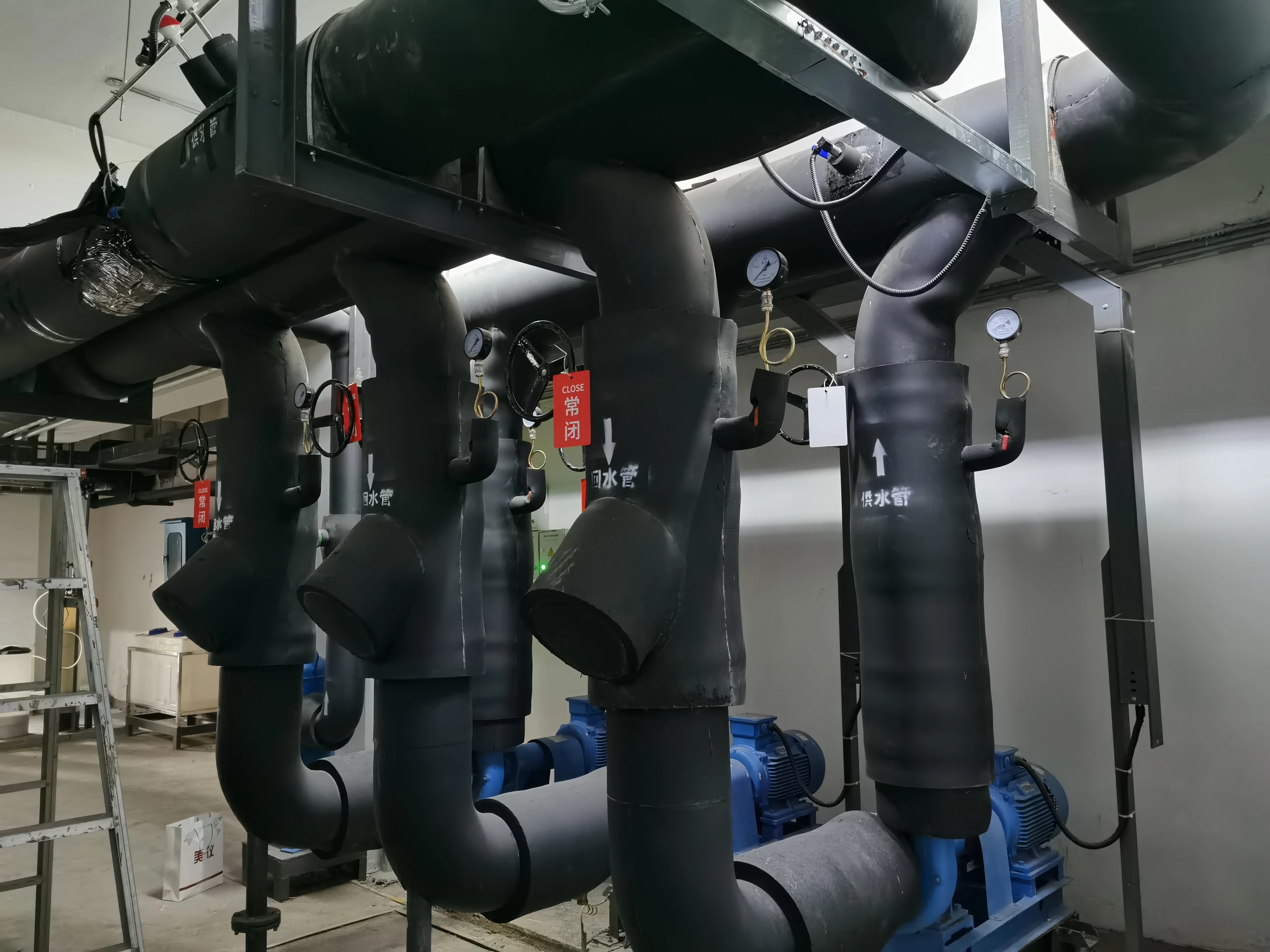 Medidor de BTU ultrasónico Supmea utilizado en Jinsha Impression City
